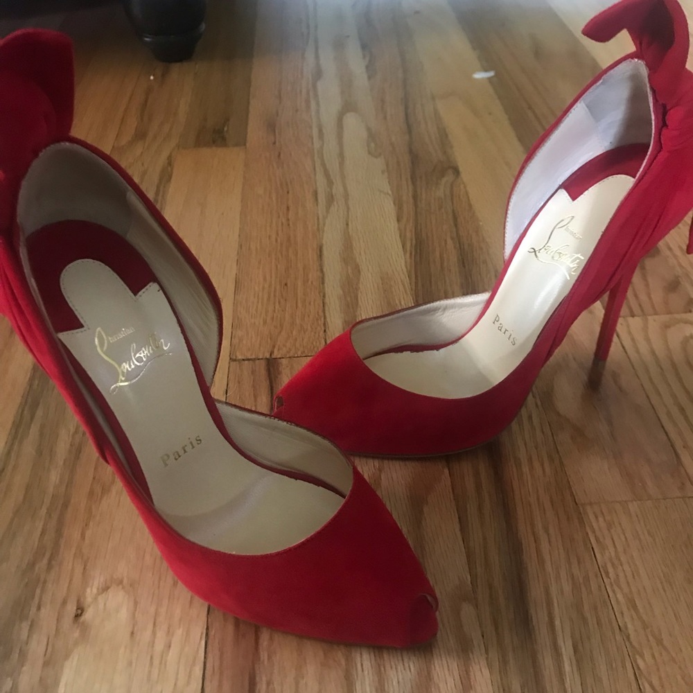 Barbara Oeillet 120 Authentic Christian Louboutin